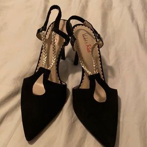 Heels very nice never wear them